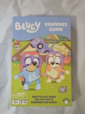 Bluey Grannies Game, Collect Grannies Items Like Glasses and Walking Sticks, Rac